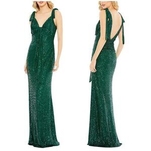 Ienna for Mac Douggal Green Sequin Dress